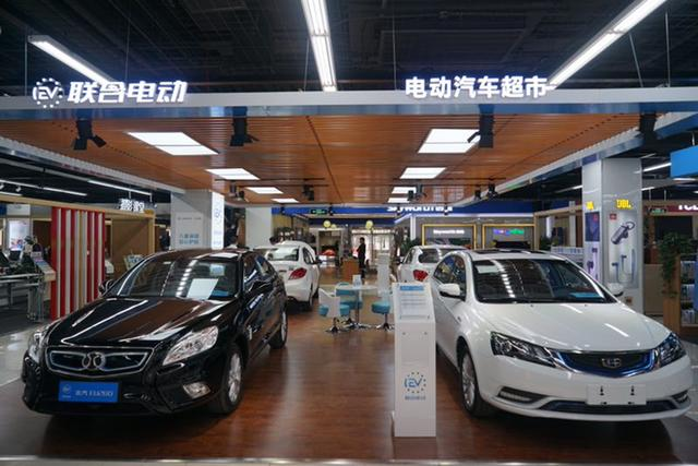年中促助推苏宁整车销售增长435%，首家汽车超市7月开业引爆新零售模式
